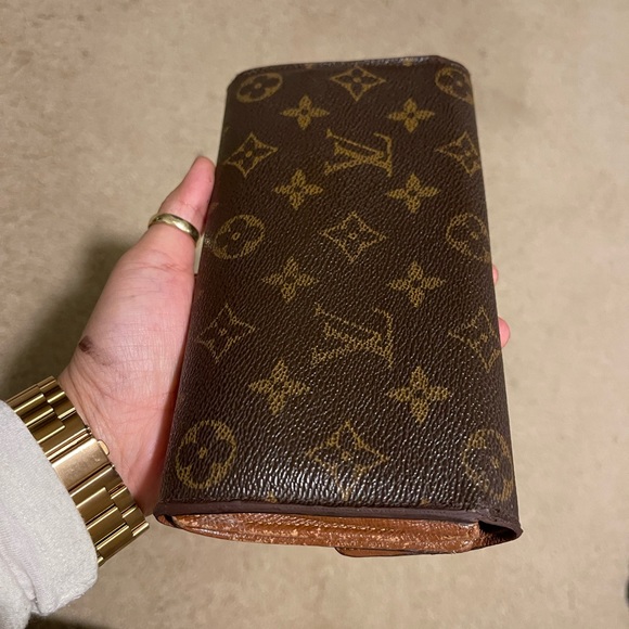 Louis Vuitton Bags Louis Vuitton Crossbody Wallet Poshmark
